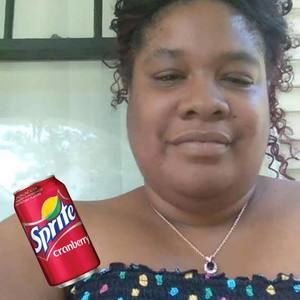 Meet your Posher, Connissa